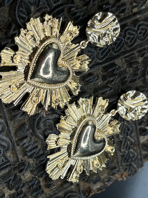 Gold Flaming heart Large