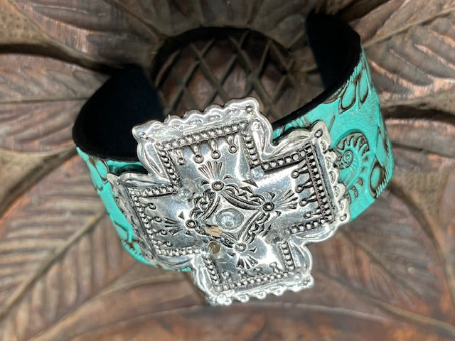 Concho Cross
