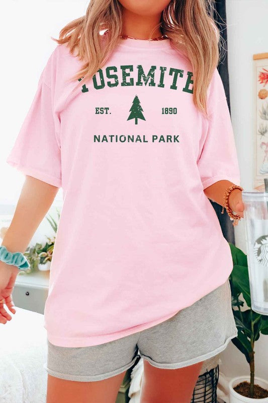 YOSEMITE NATIONAL PARK GRAPHIC TEE