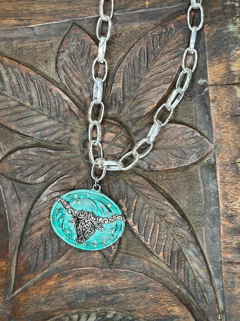 Long Horn Necklace