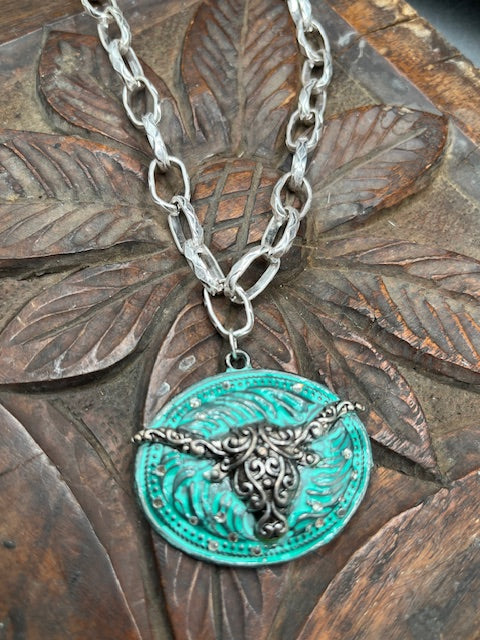 Long Horn Necklace