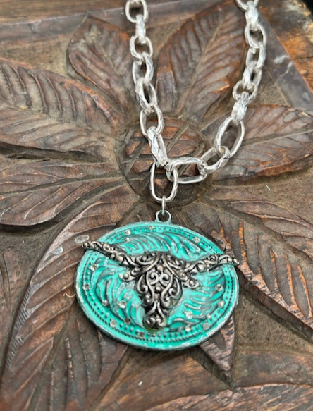 Long Horn Necklace